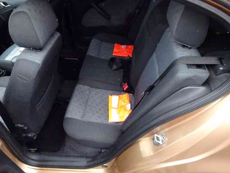 Škoda Octavia 1.9 TDI r.v.2001 (66 KW) KLIMA - foto 11