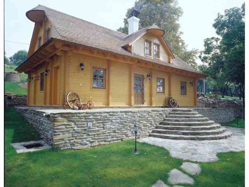 Luxusní dřevostavba na jižní Moravě - foto 1