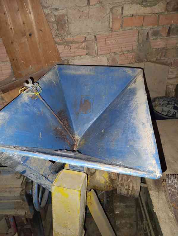 Elektromotor 4,4kW a šroťák - foto 3