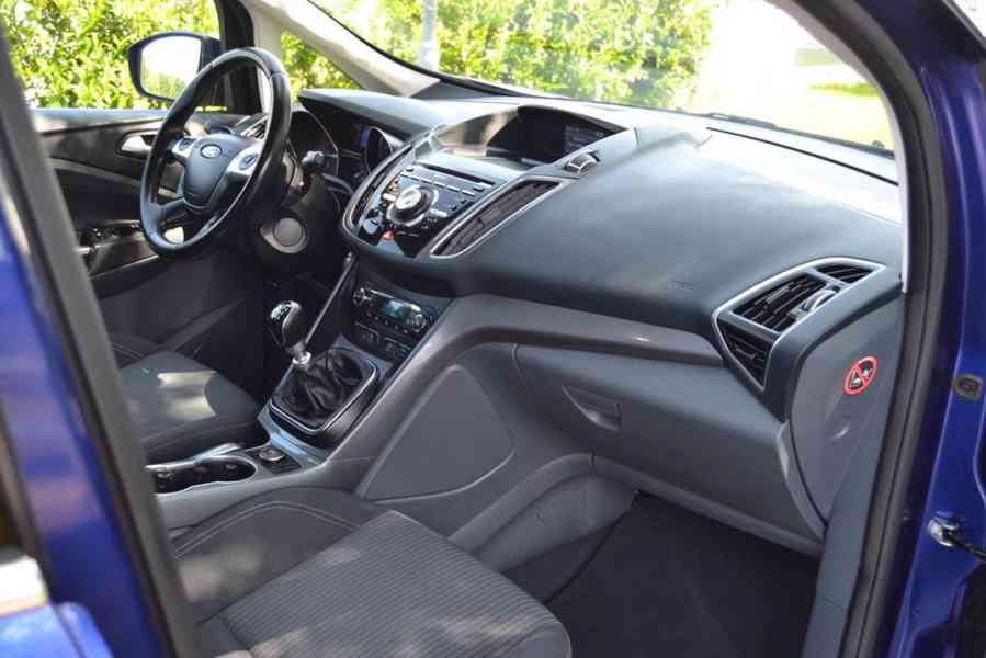 Ford C-Max 2.0 TDCI 103kW Titanium - foto 14