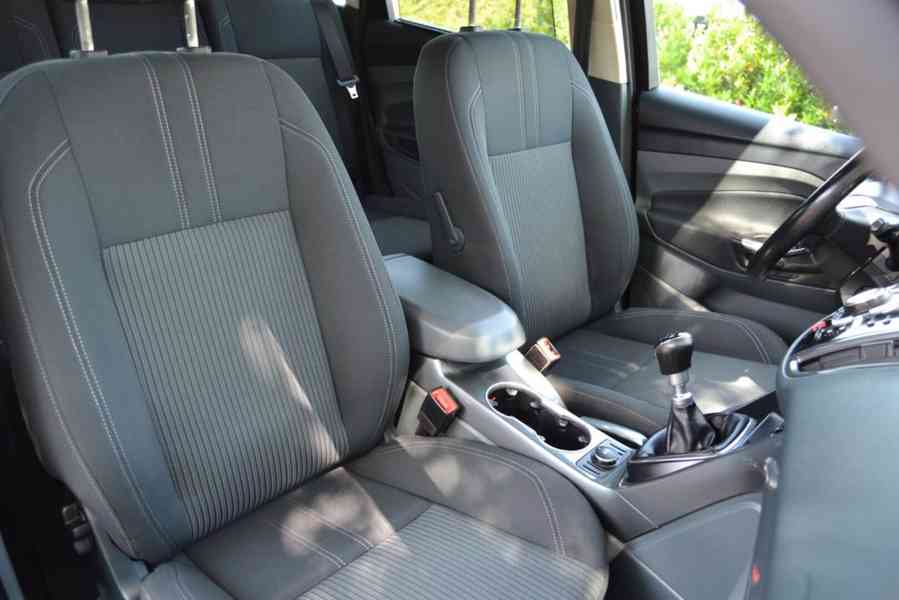 Ford C-Max 2.0 TDCI 103kW Titanium - foto 15