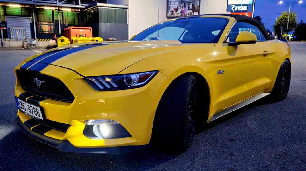 Ford Mustang GT Cabriolet 727 hp s kompresorem, TOP STAV - foto 33