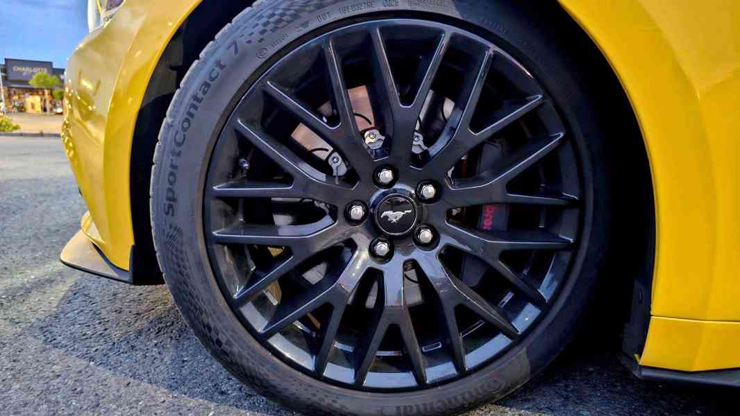 Ford Mustang GT Cabriolet 727 hp s kompresorem, TOP STAV - foto 20