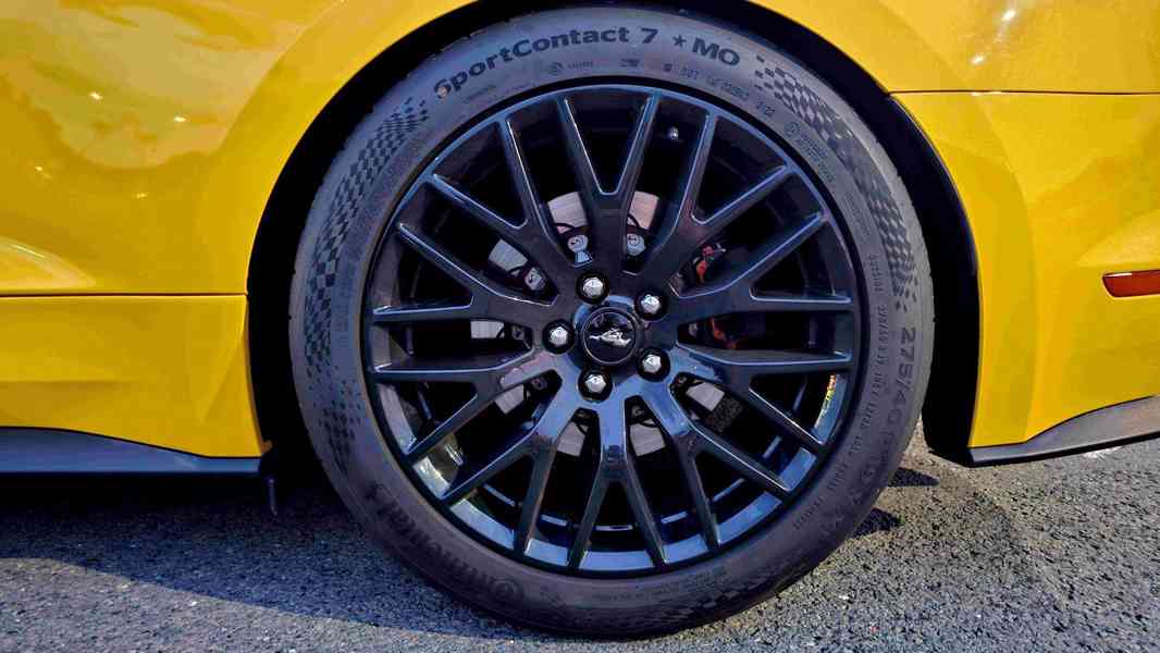 Ford Mustang GT Cabriolet 727 hp s kompresorem, TOP STAV - foto 21