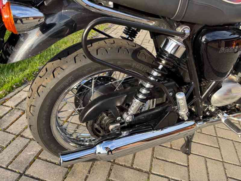 Triumph Bonneville T120 - foto 9