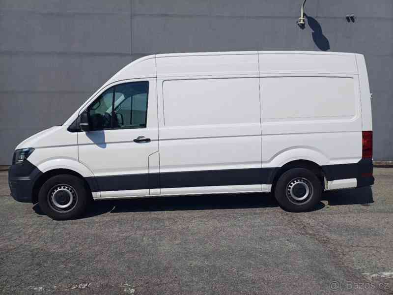 Volkswagen Crafter 2,0   r. 2023 - foto 4