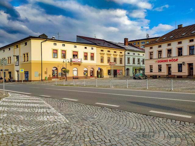 Komerční prostor k podnikání Jablunkov- náměstí - foto 2