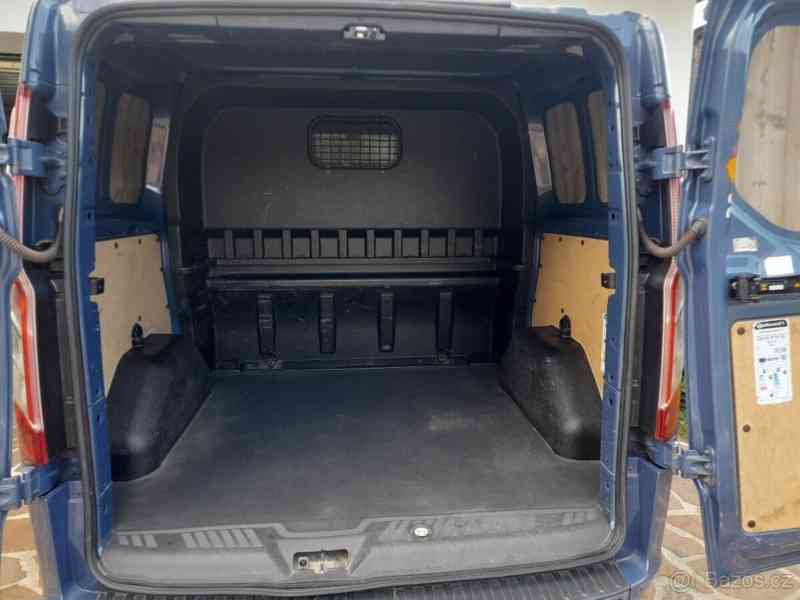 Ford Tourneo Custom 2,2   Limited - foto 15