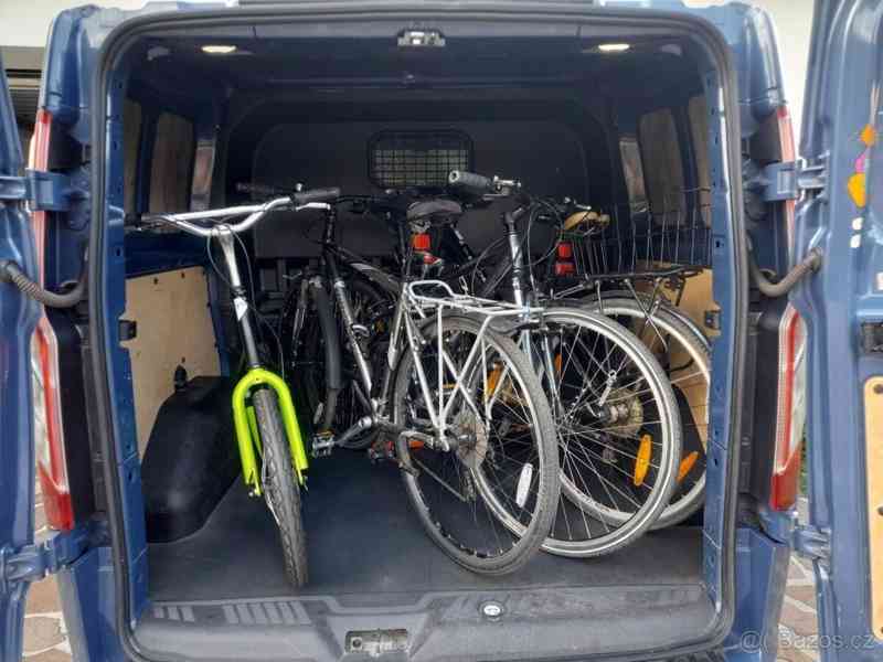 Ford Tourneo Custom 2,2   Limited - foto 14