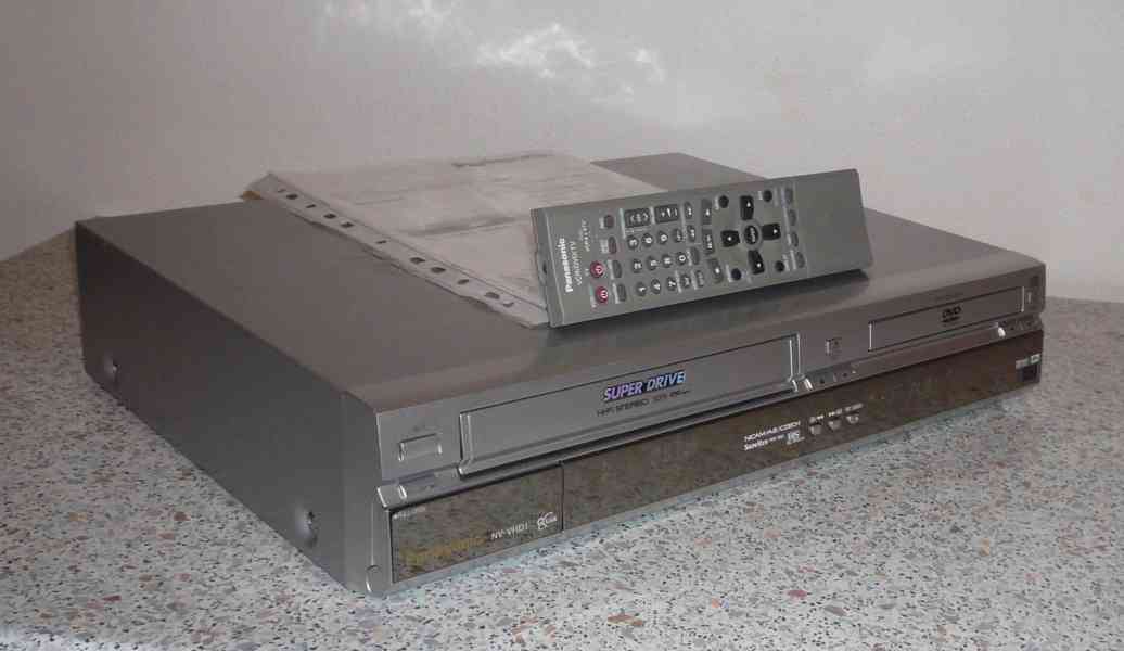 Kombo VHS/DVD Panasonic NV-VHD1 - foto 5