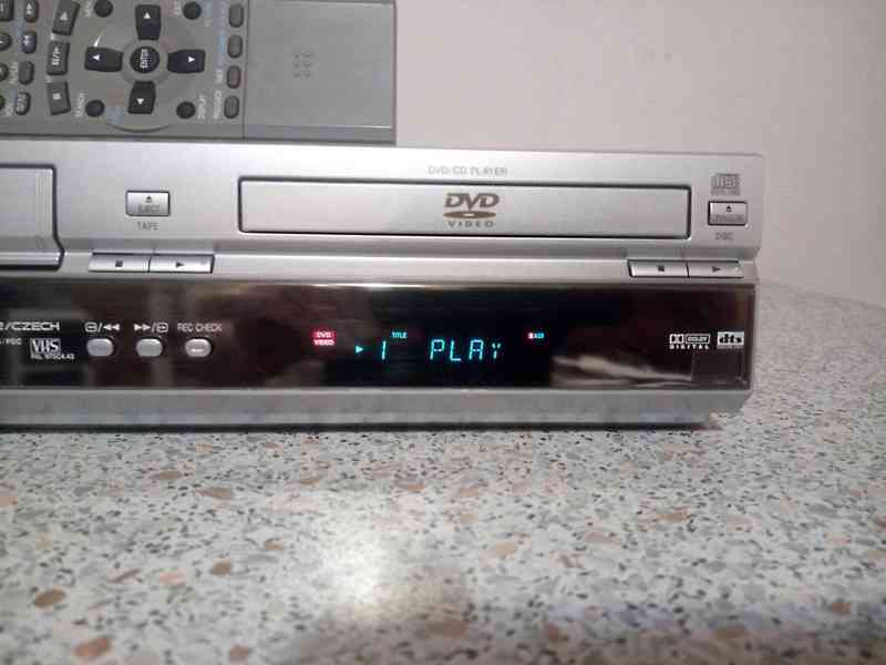 Kombo VHS/DVD Panasonic NV-VHD1 - foto 3