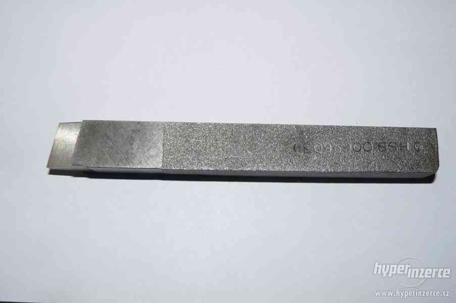 Nůž soustruž.kovaný HSS 16x16 na KLÍNOVÉ DRÁŽKY ŘEMENIC - foto 5