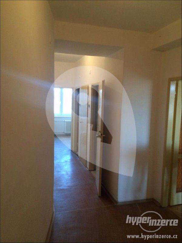 Prodej bytu 2+1 bez realitky Na Hroudě, Praha - Strašnice - foto 7
