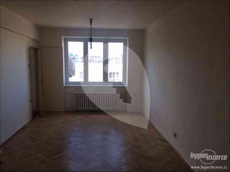 Prodej bytu 2+1 bez realitky Na Hroudě, Praha - Strašnice - foto 8