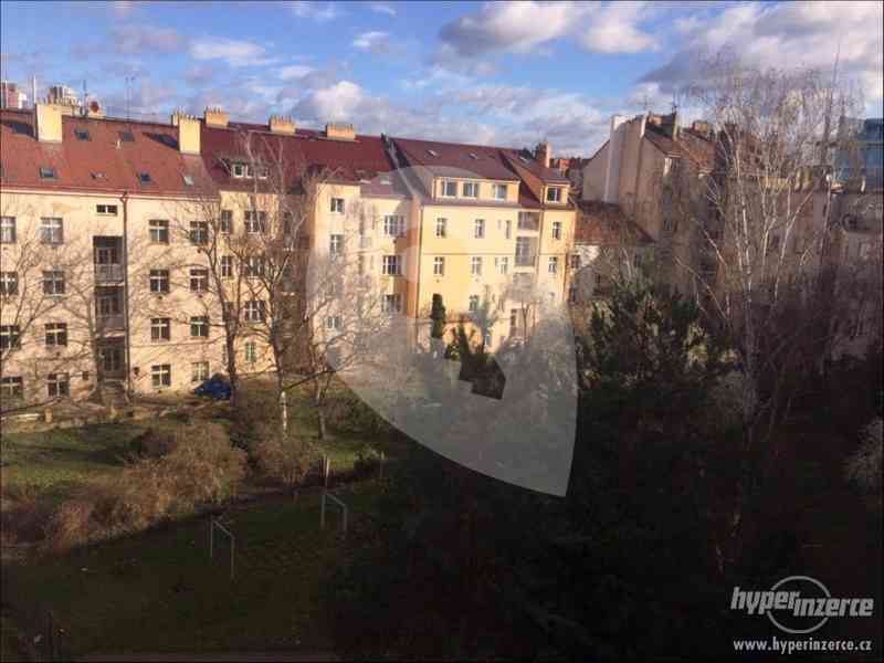 Prodej bytu 2+1 bez realitky Na Hroudě, Praha - Strašnice - foto 16