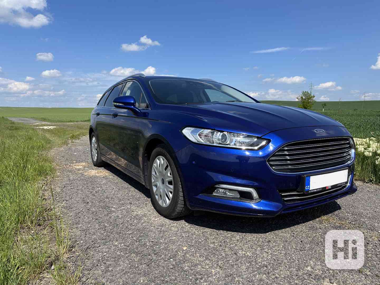 Ford Mondeo V. 2,0 TDCi 110KW Navigace, parkov. as. - foto 1