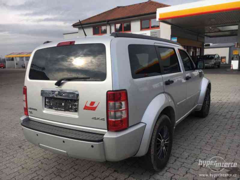 Dodge Nitro 4.0 R/T 191kw - foto 6