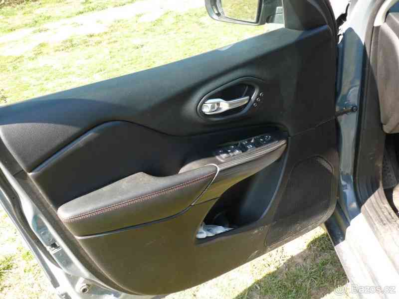 Jeep Cherokee Benzin Lpg - foto 2