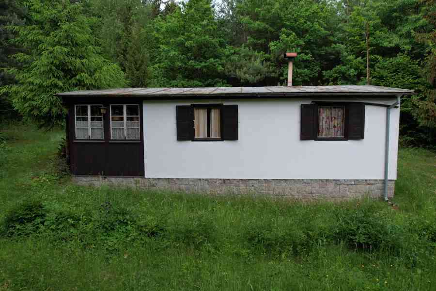 prodej pozemku a chaty v k.ú. Hrusice - foto 1