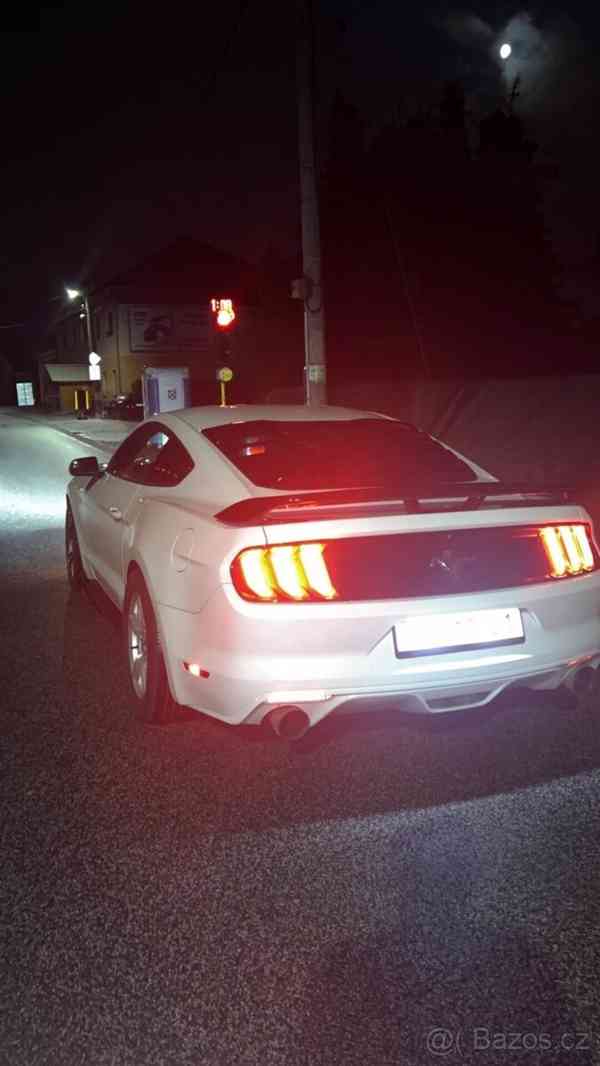 Ford Mustang 3,7   V6 2017 Upravený - foto 4