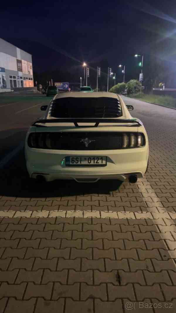 Ford Mustang 3,7   V6 2017 Upravený - foto 3