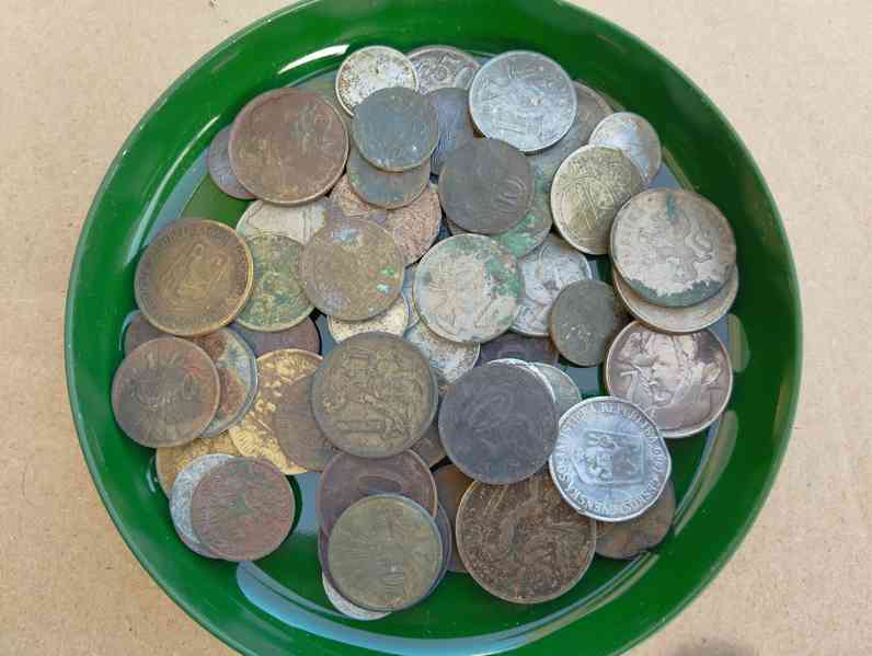 5kčs mince do sbírky + další v misce - foto 2