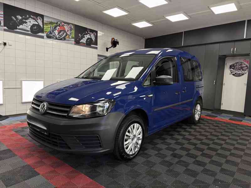 Volkswagen Caddy 2.0 TDI, manuál - foto 2