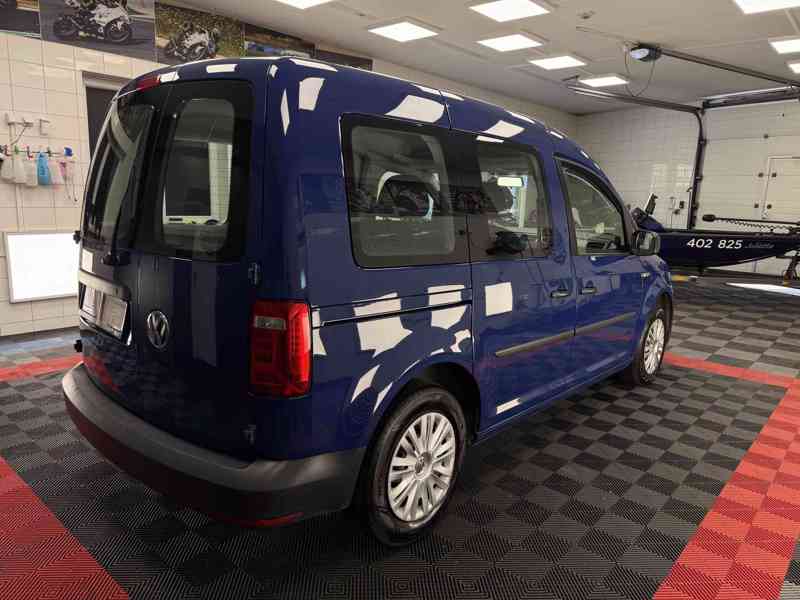 Volkswagen Caddy 2.0 TDI, manuál - foto 4