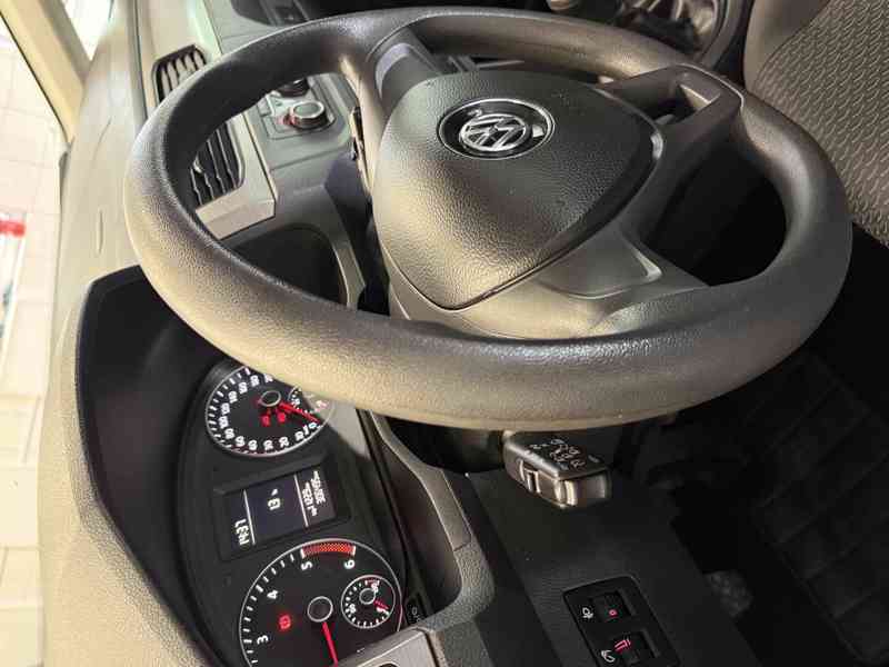 Volkswagen Caddy 2.0 TDI, manuál - foto 8