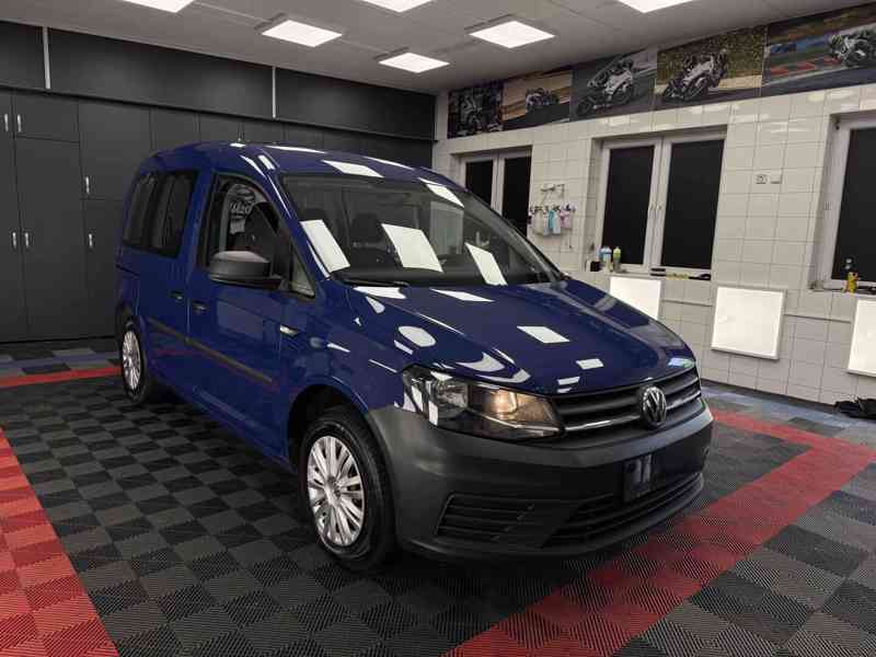 Volkswagen Caddy 2.0 TDI, manuál - foto 3