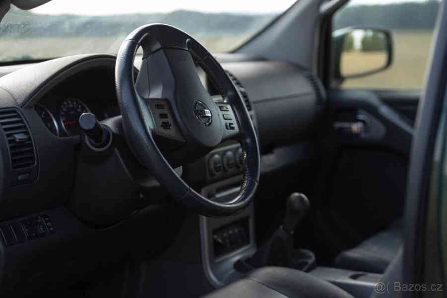 Nissan Pathfinder 2,5 DCI - foto 6