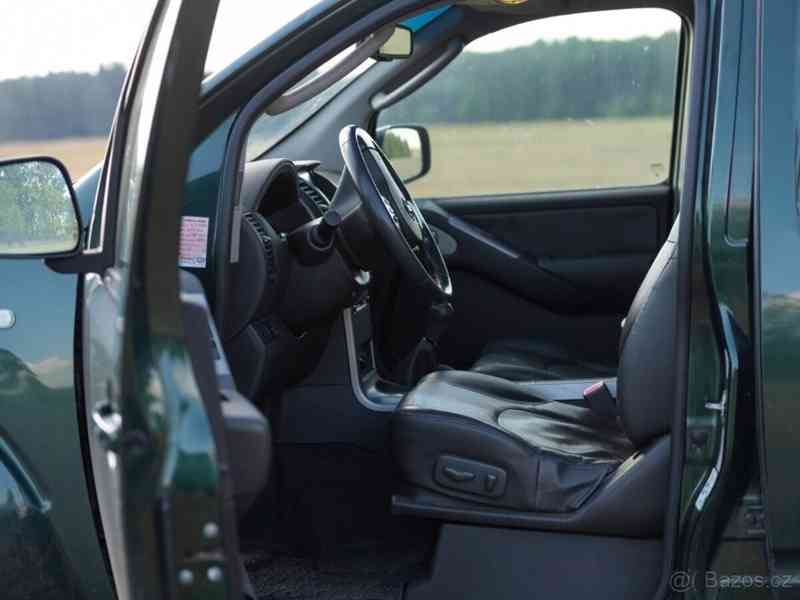 Nissan Pathfinder 2,5 DCI - foto 9