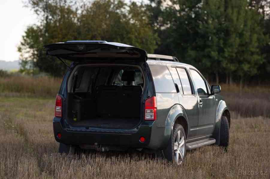 Nissan Pathfinder 2,5 DCI - foto 10
