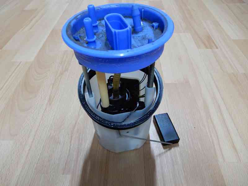 Čerpadlo paliva Fabia II. 1,2TSi - foto 1