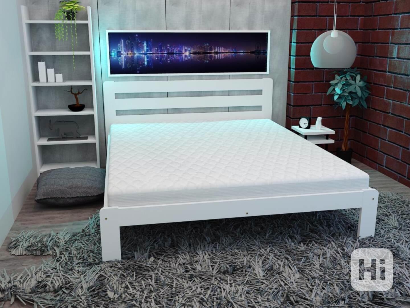 Nová postel z masívu 120x200 cm, bílá - foto 1
