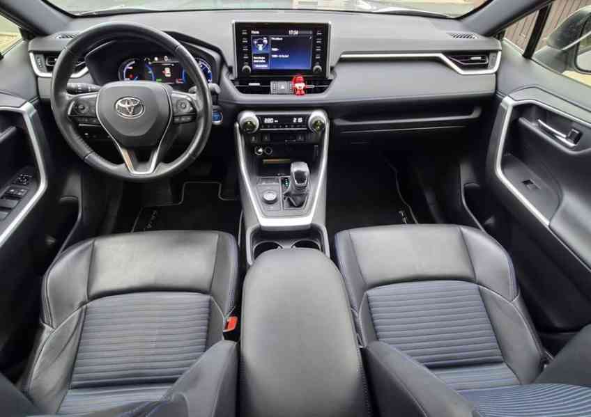 Toyota Rav4, 2.5i 4x4 Hybrid 131kW - foto 4