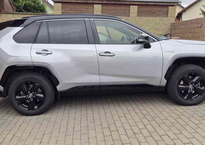 Toyota Rav4, 2.5i 4x4 Hybrid 131kW - foto 2