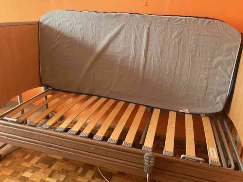 Elektrická polohovací postel - foto 4