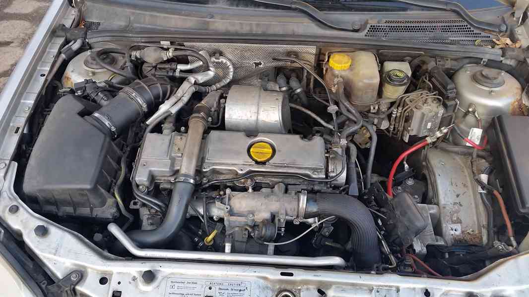 opel vectra C 2.2DTI - dily - foto 5
