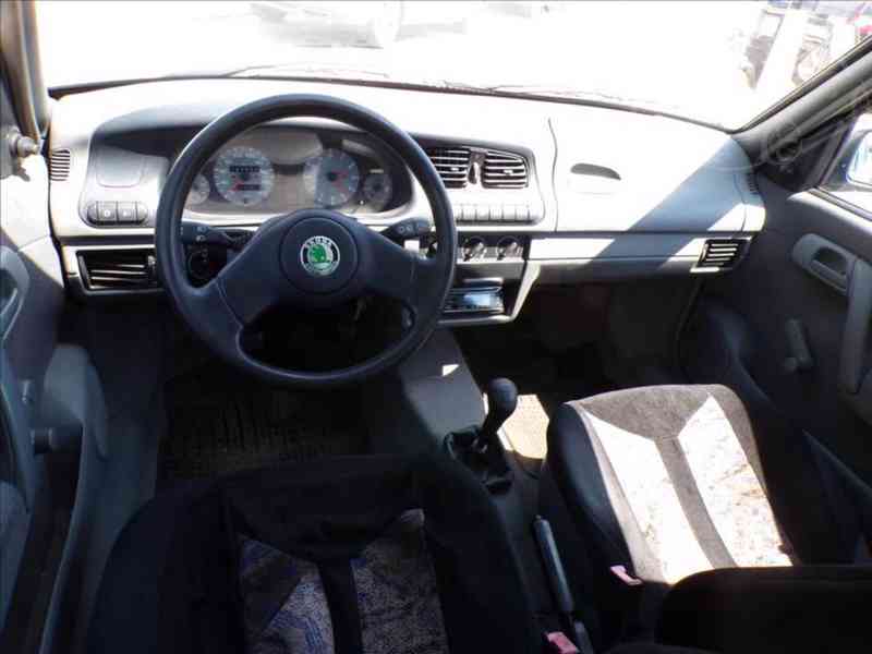 Škoda Felicia 1,3 MPi LX,TAŽNÉ ZAŘÍZENÍ - foto 5