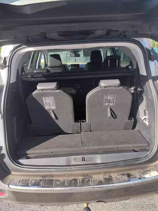 Peugeot 5008 1,6 - foto 10