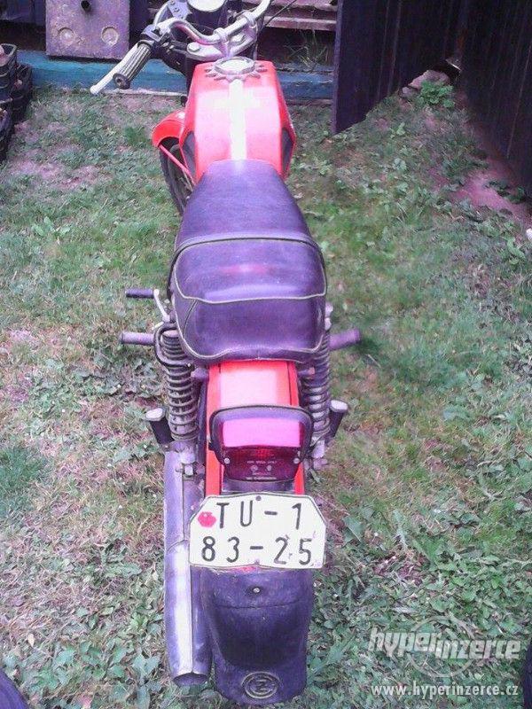 Prodám motorku ČZ 175 při rychlem jednání sleva!!! - foto 4