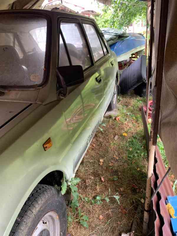 Osobní automobil ŠKODA 125 L, rok výroby 1989, barva zelená - foto 5