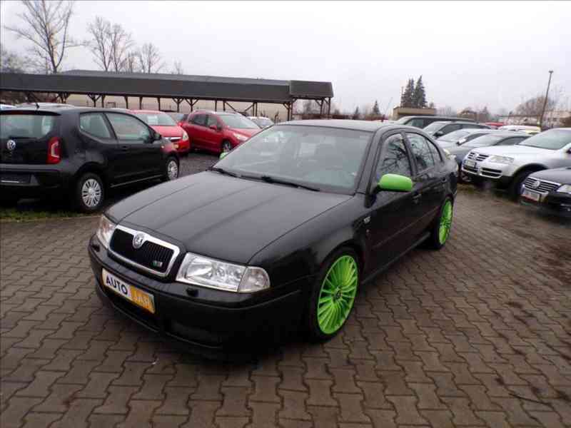 Škoda Octavia 1,8 TURBO 132KW RS - foto 2