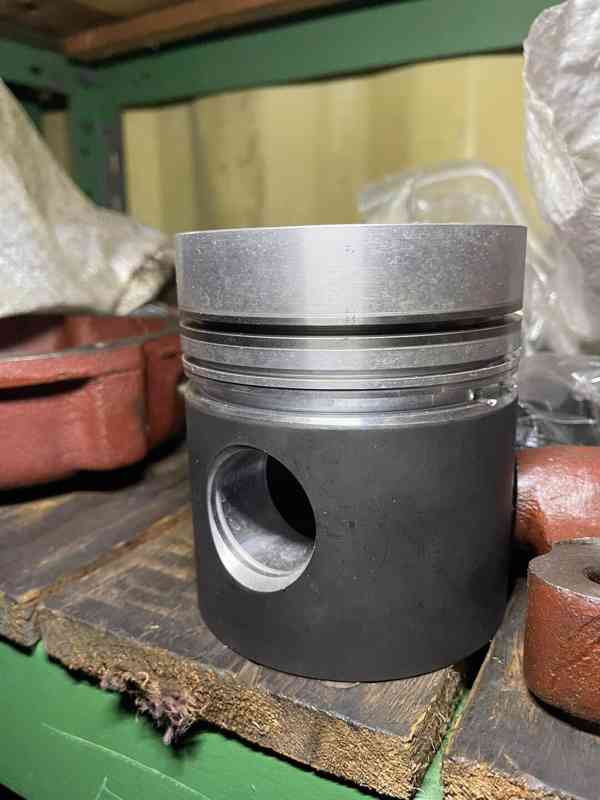 Pístní skupina motor MMZ D 243, D245,D 65 M  - foto 18