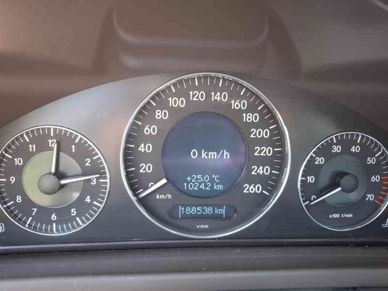 Mercedes-Benz CLK 320, Avantgarde - foto 13