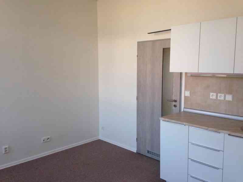 Pronájem bytu 1+kk 31 m² Jana Roháče z Dubé, Čáslav - Čáslav - foto 3