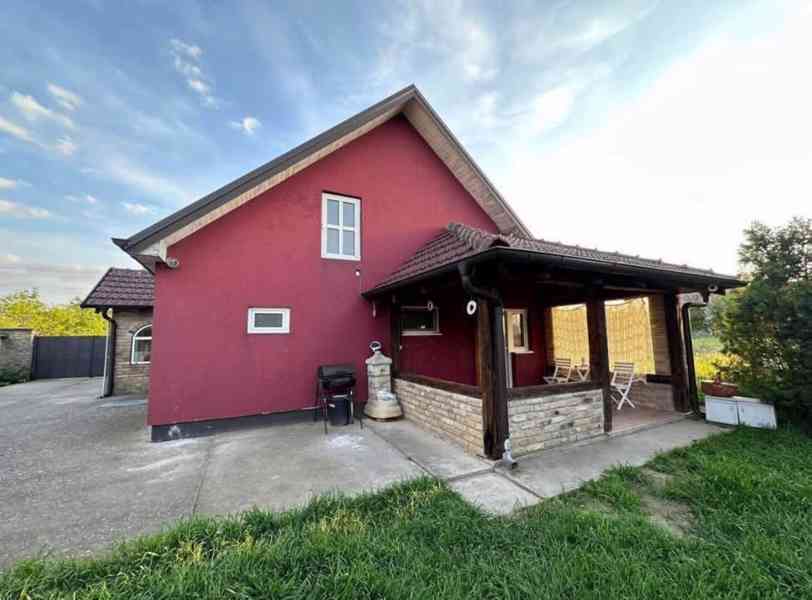 🏡 Rodinný dům vhodný pro bydlení i pobyt v Srbsku - foto 2