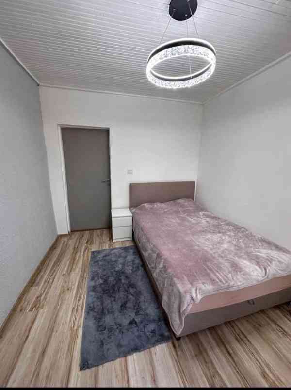 🏡 Rodinný dům vhodný pro bydlení i pobyt v Srbsku - foto 6