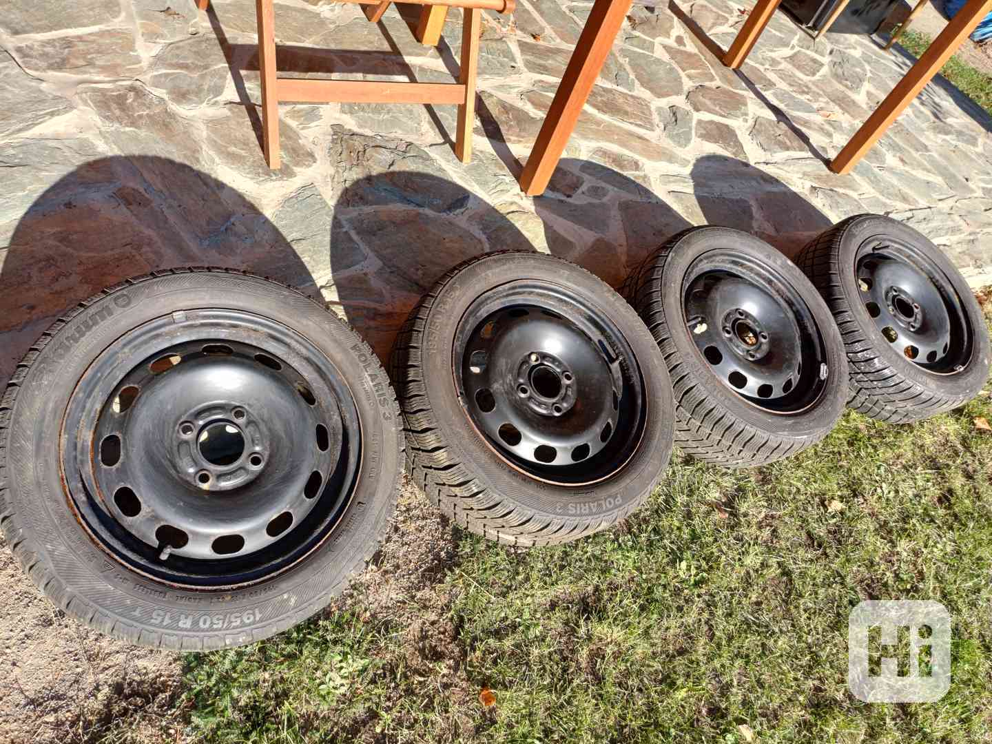 Zimní sada 4 pneu 195/50 R15 82T Barum Polaris3 na disku 6Jx - foto 1